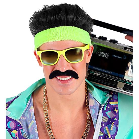 Bigote negro años 80